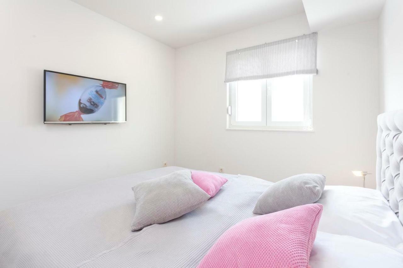 Luxury Apartment Stockholm -Sea&City View มาคาร์สกา ภายนอก รูปภาพ